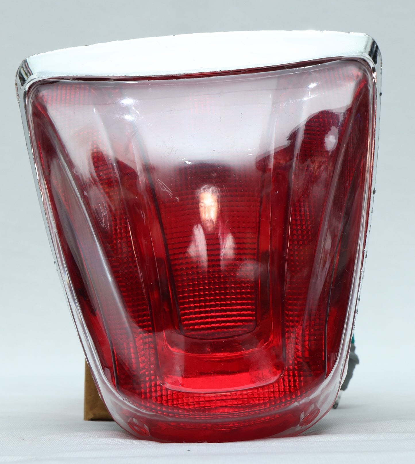 Vespa Tail Light Assembly - Round Vespa